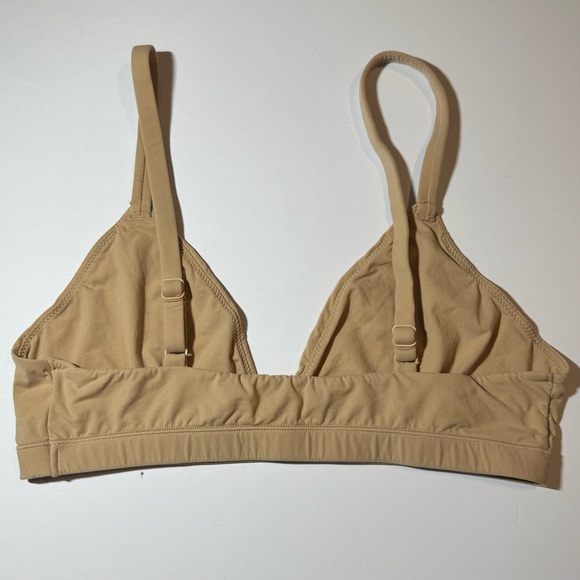 SKIMS Fits Everybody Triangle Bralette size Large - Picture 4 of 10